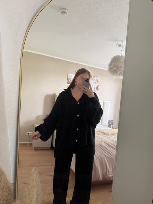 Oversize Strickjacke Damen mit Goldknöpfen – Lässiger Cardigan im trendigen Oversize-Look