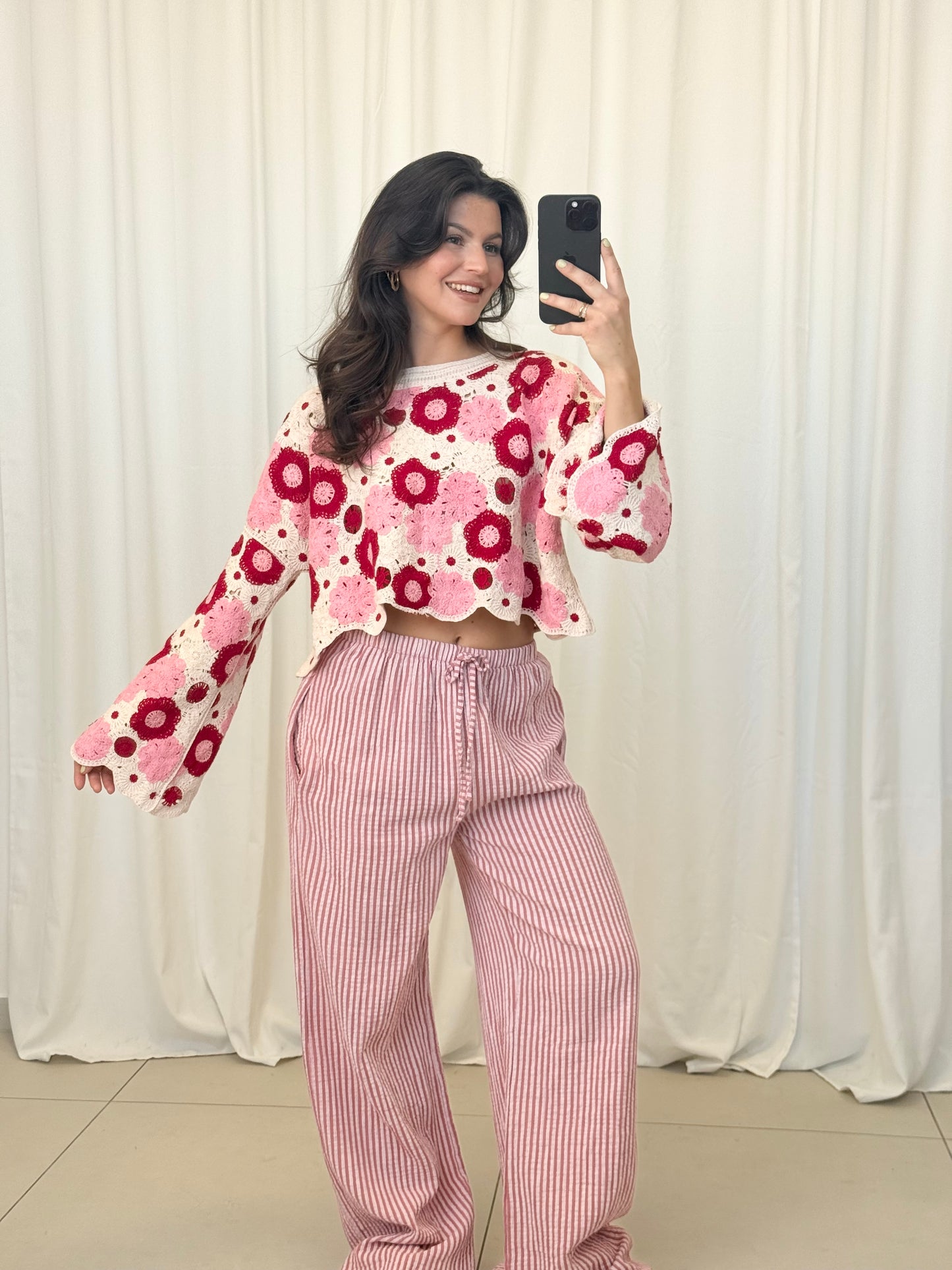 Häkel Pullover mit Blumen Elara