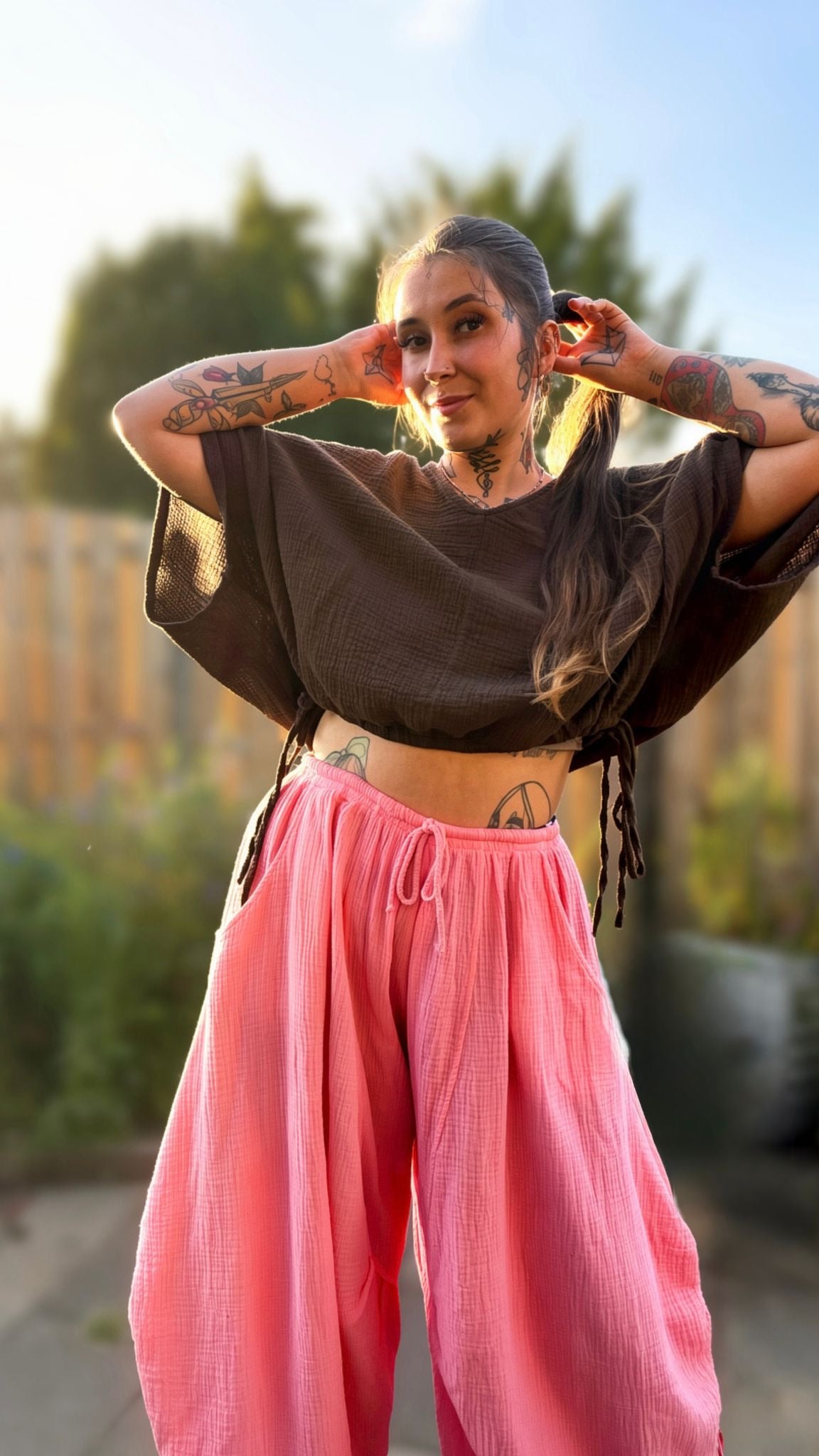Lockere Musselin Bluse zum binden