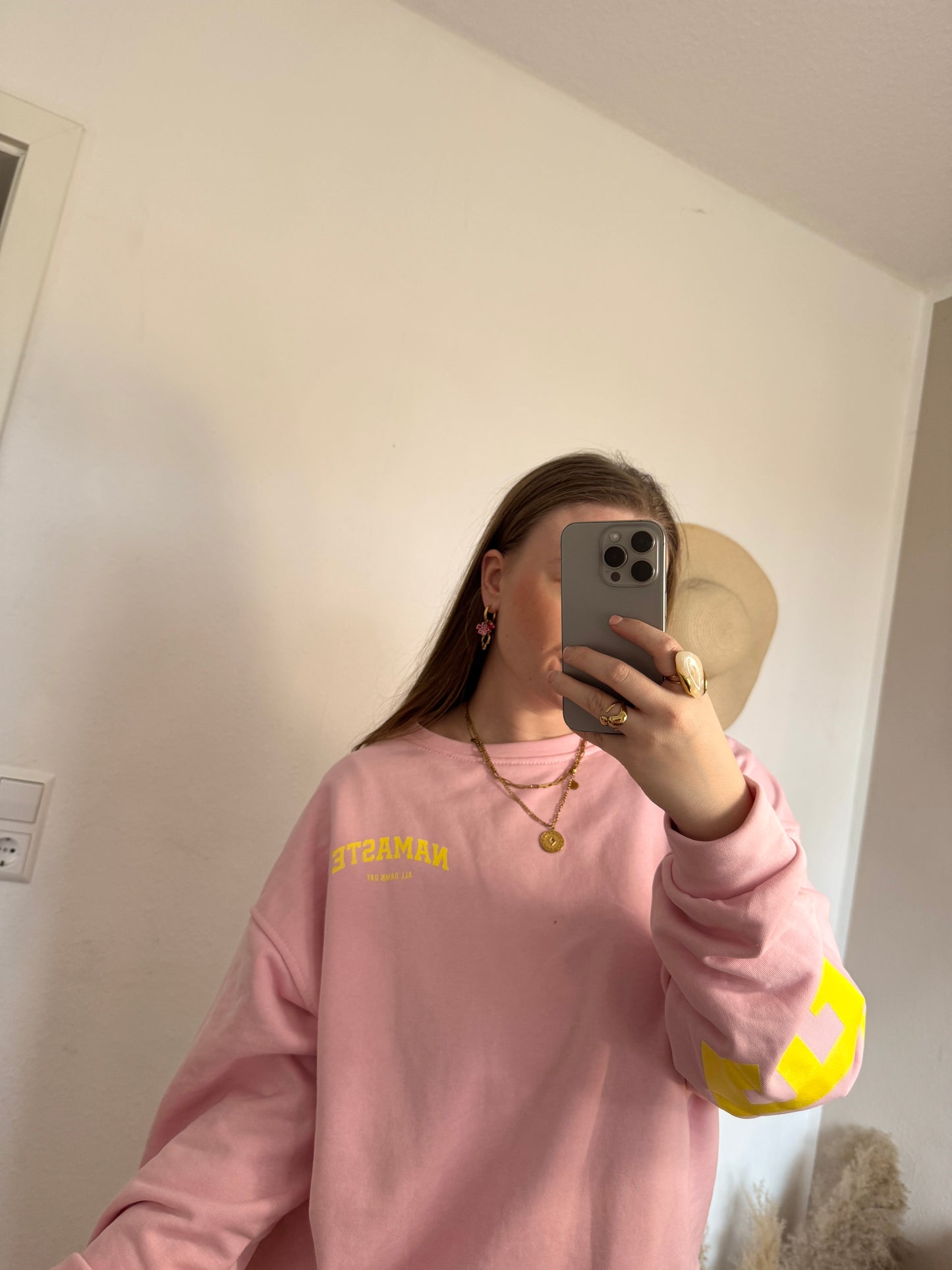 Namaste Pullover Sky