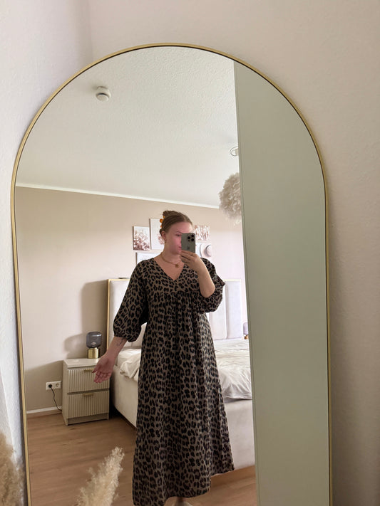 Maxi Leo Kleid aus Musselin – luftiger Alltags-Luxus für jede Figur
