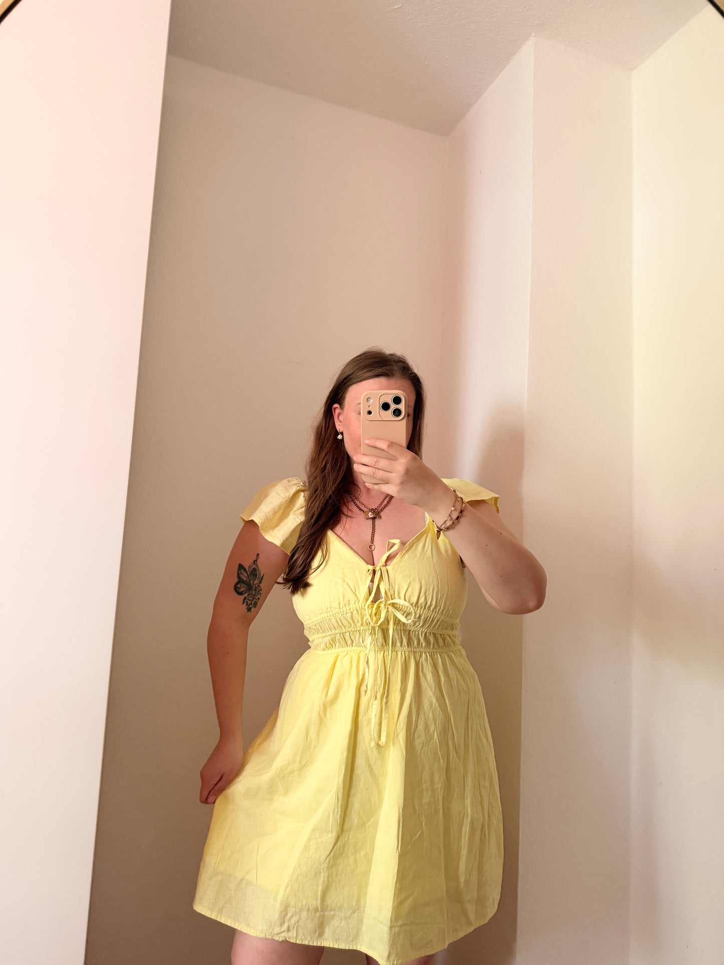 City chic dress