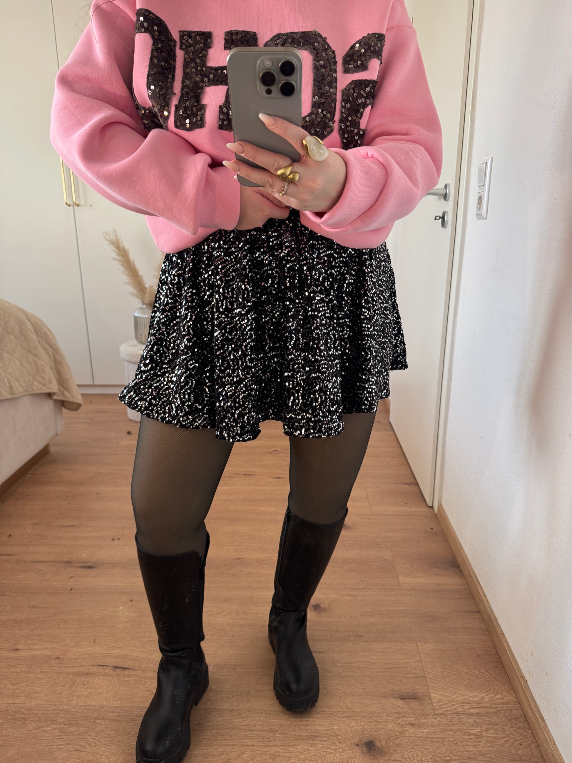 Schwarzer Pailletten-Hosenrock, tragbar in den Größen 36 bis 42