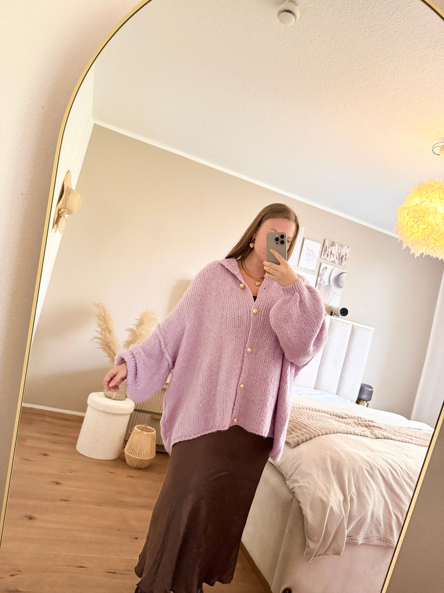 Oversize Strickjacke Damen mit Goldknöpfen – Lässiger Cardigan im trendigen Oversize-Look