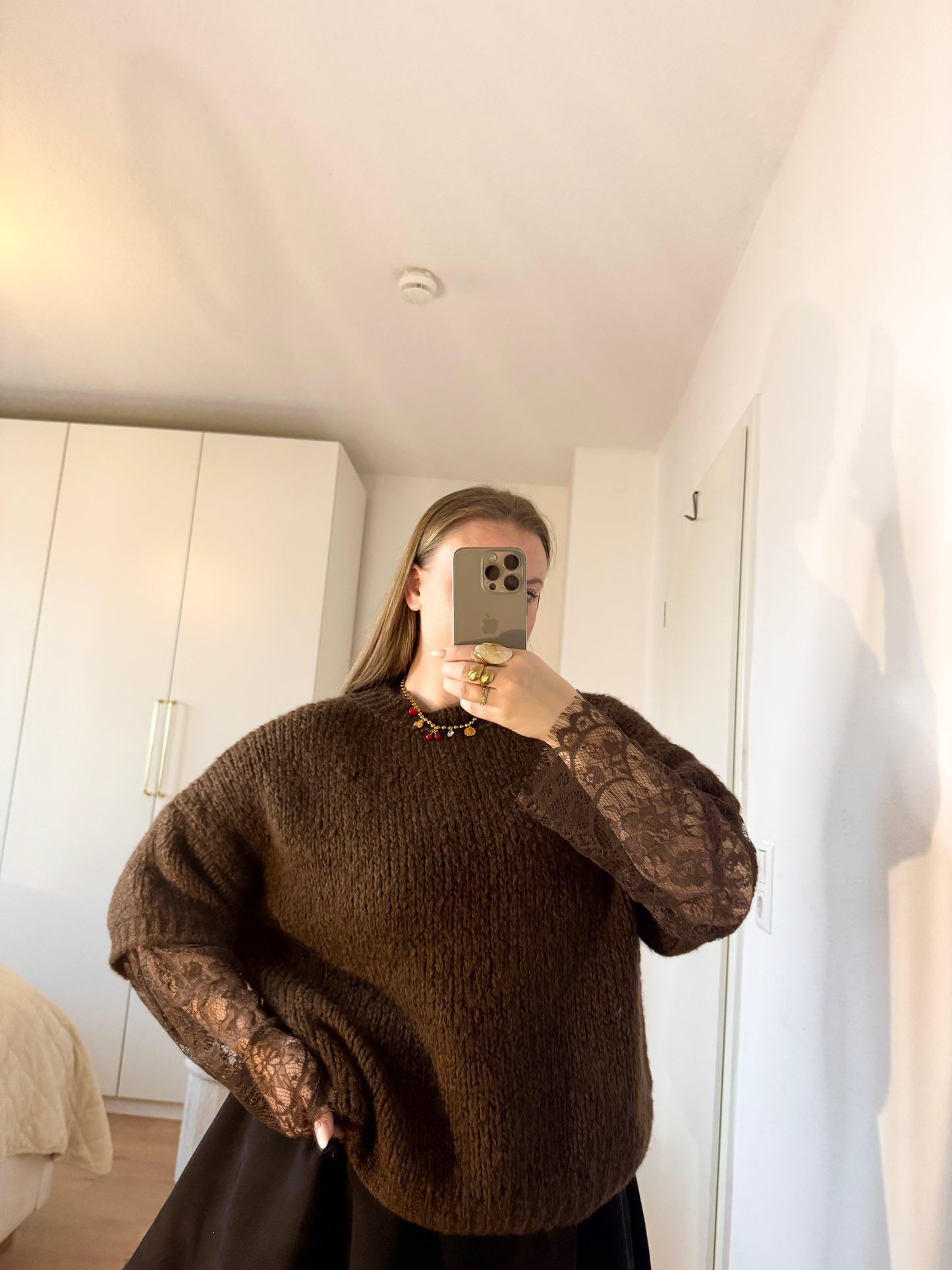 Pullover mit Spitze