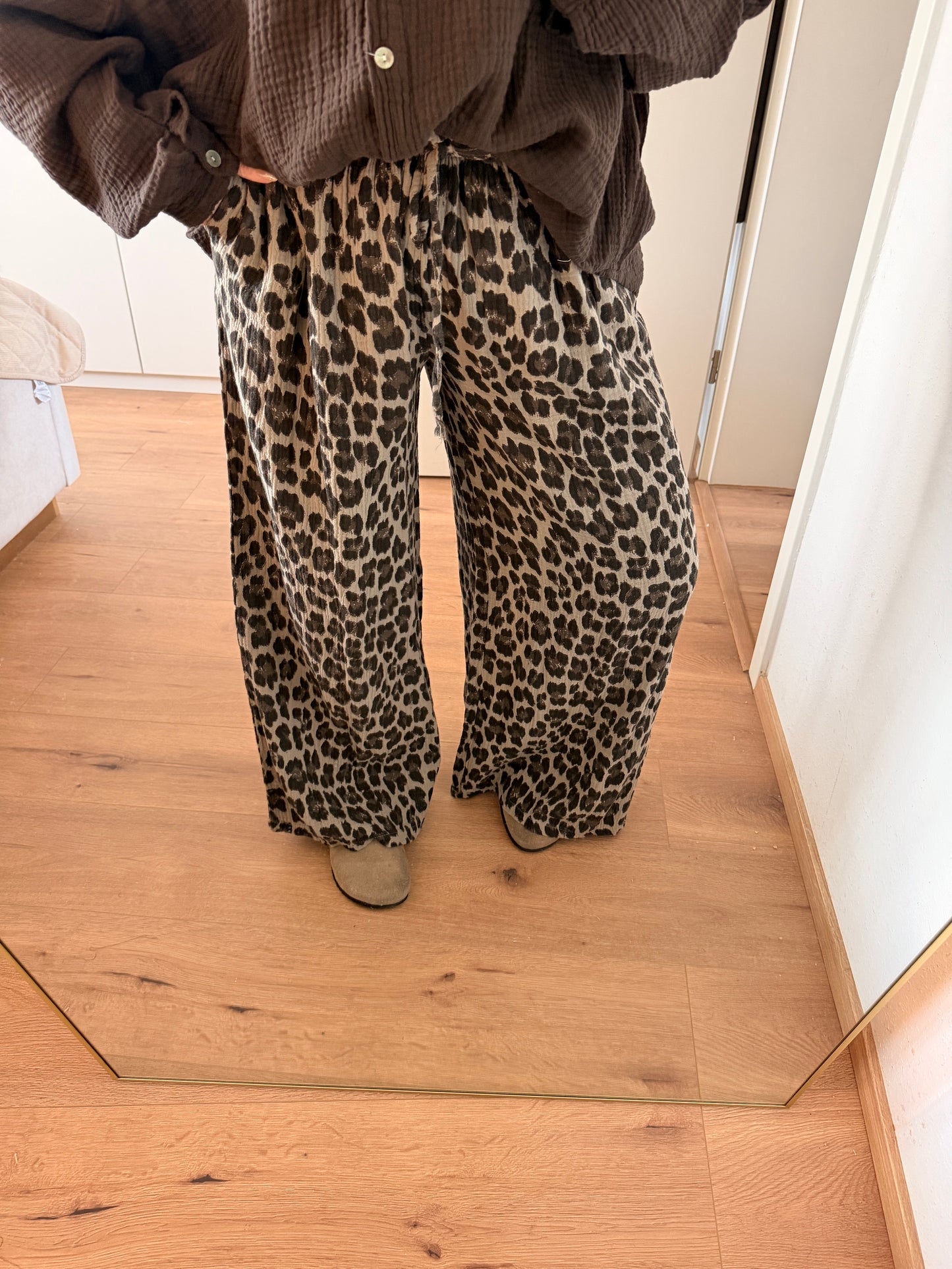 Musselin Hose Leo