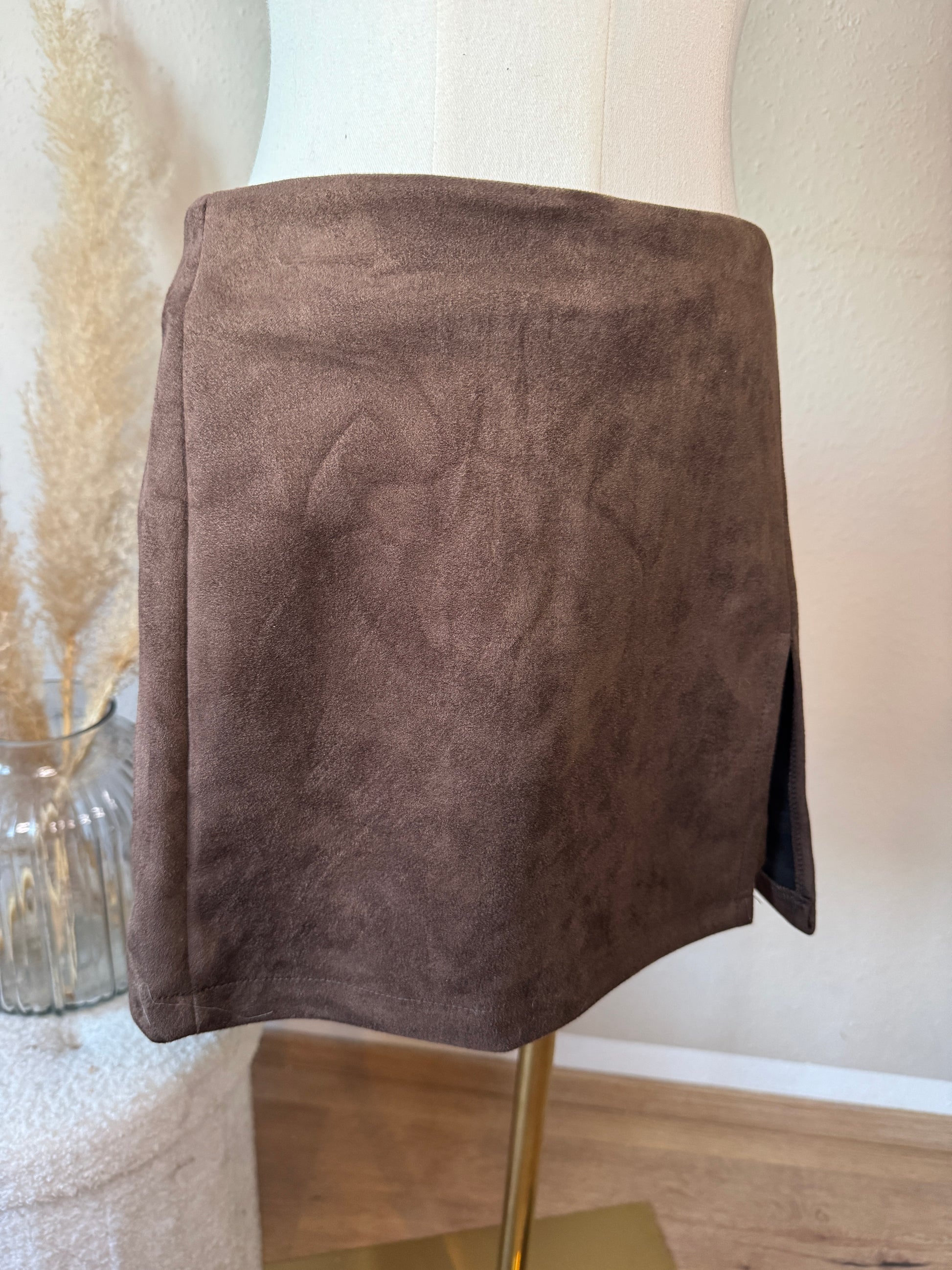 Damen Wildleder-Hosenrock – stylischer Lederrock mit Shorts-Design, elegant und trendig