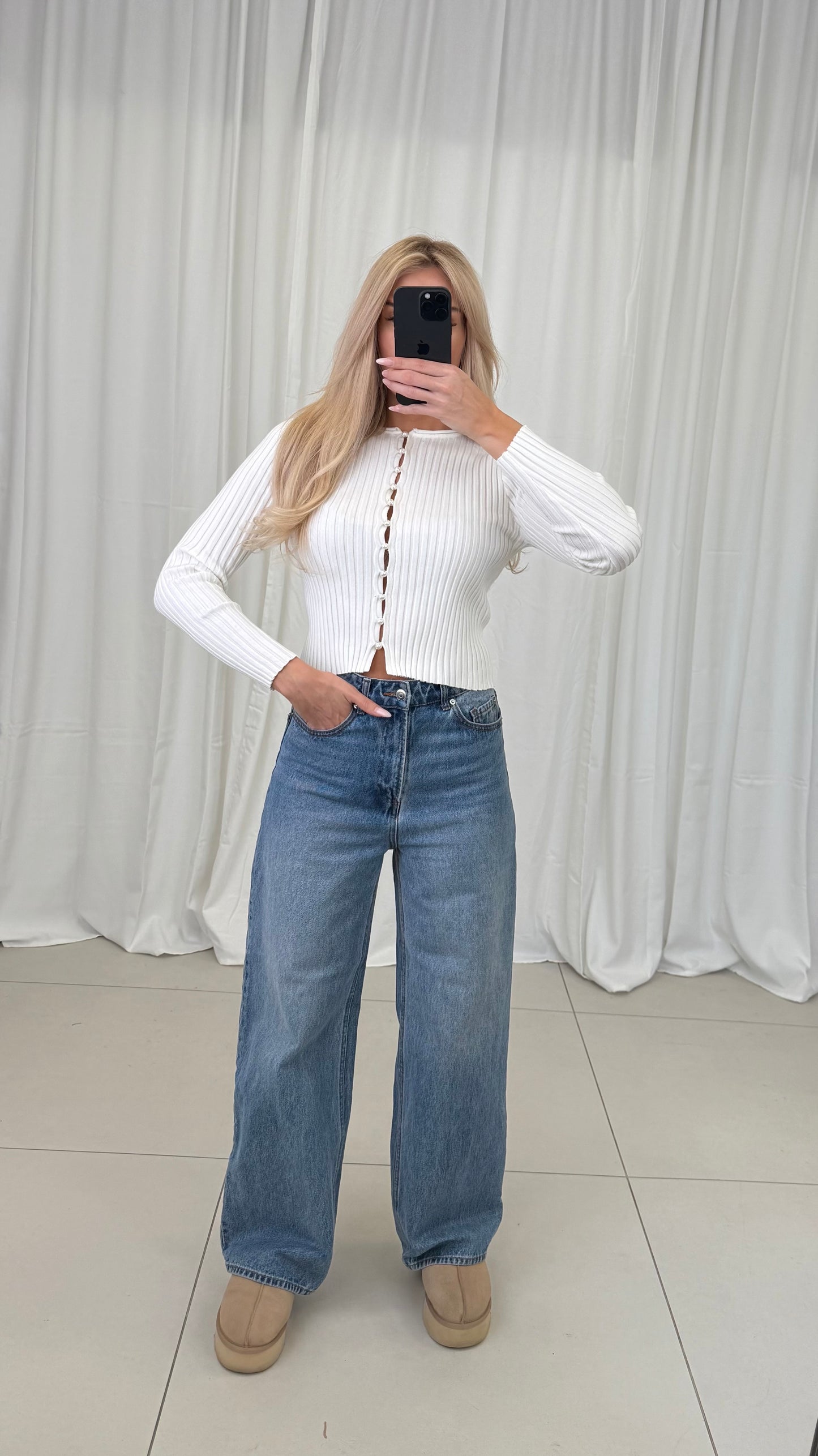 Cardigan mini mit Perlen Knöpfen