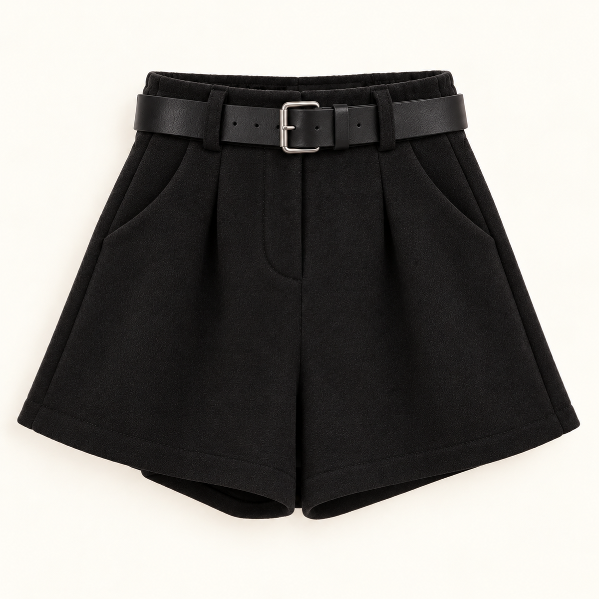 Shorts in wolloptik