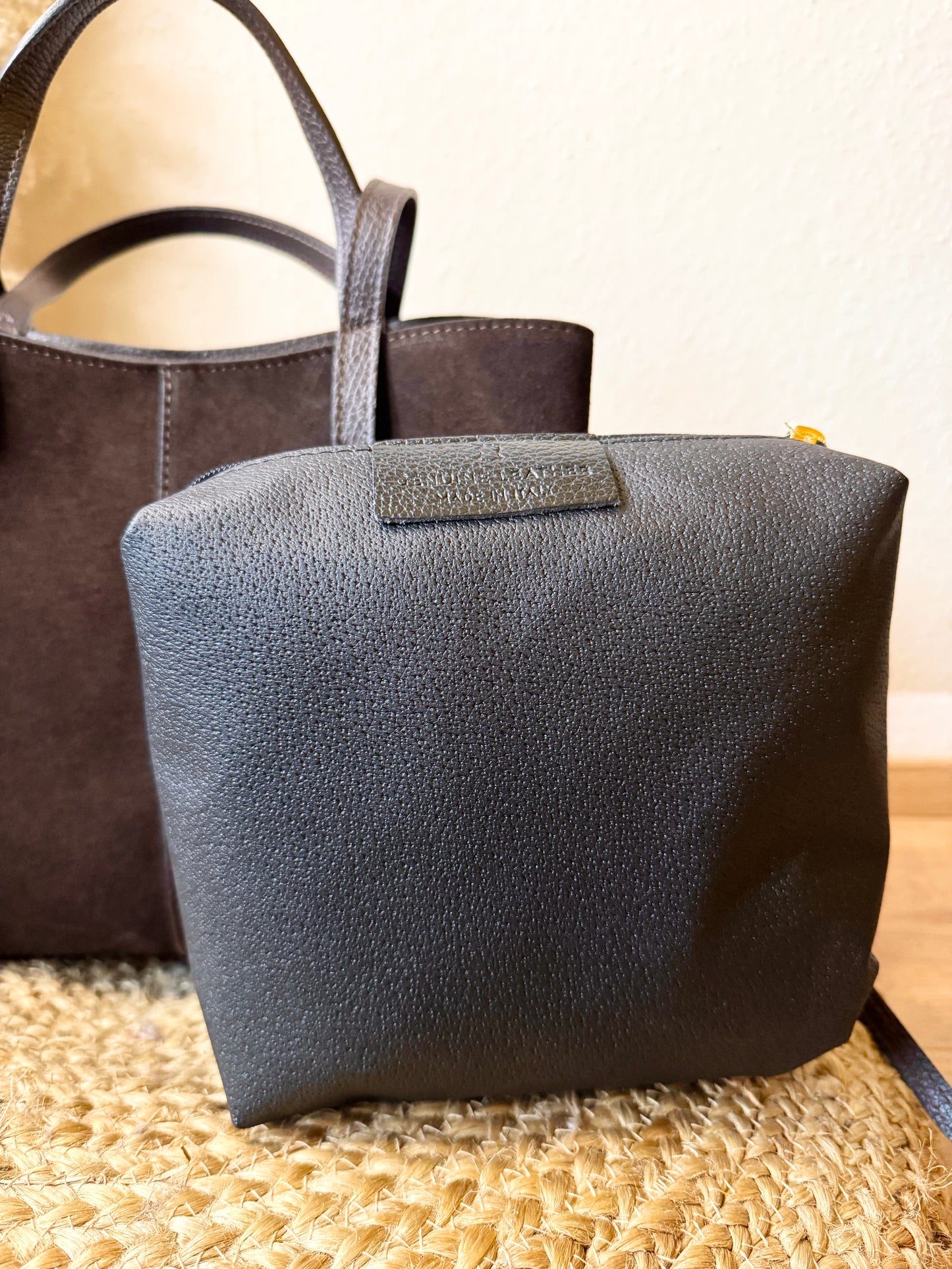 Expandable Elegance Leather Bag