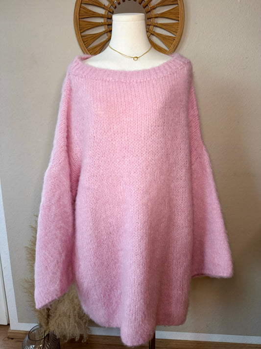 Strickkleid Flower – Weicher Feinstrick, tragbar bis 42/44