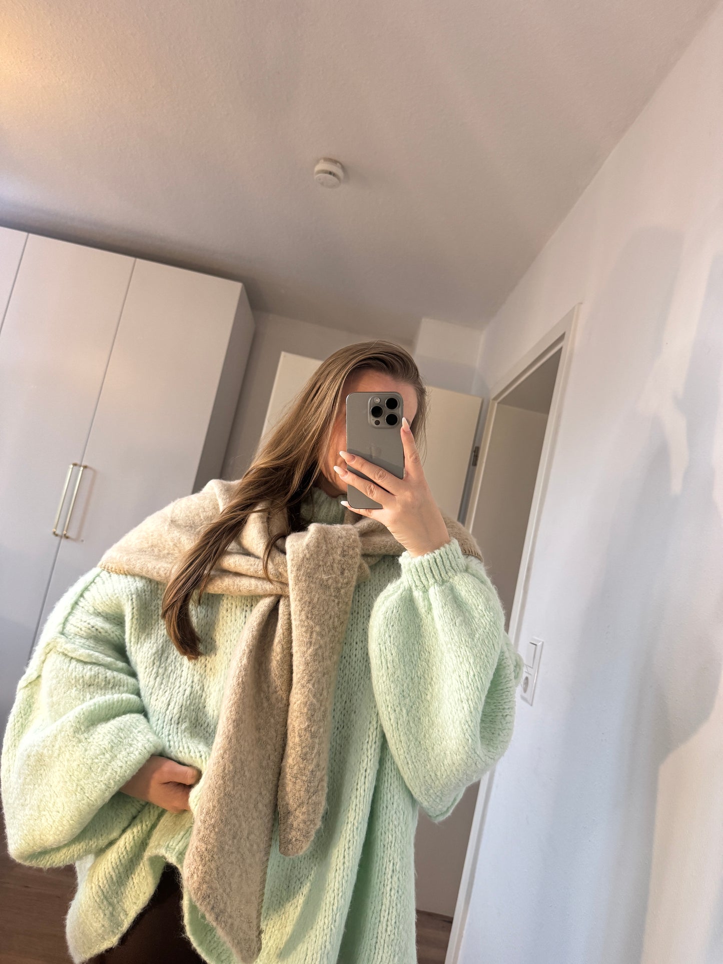 DREICKES SCHAL BEIGE