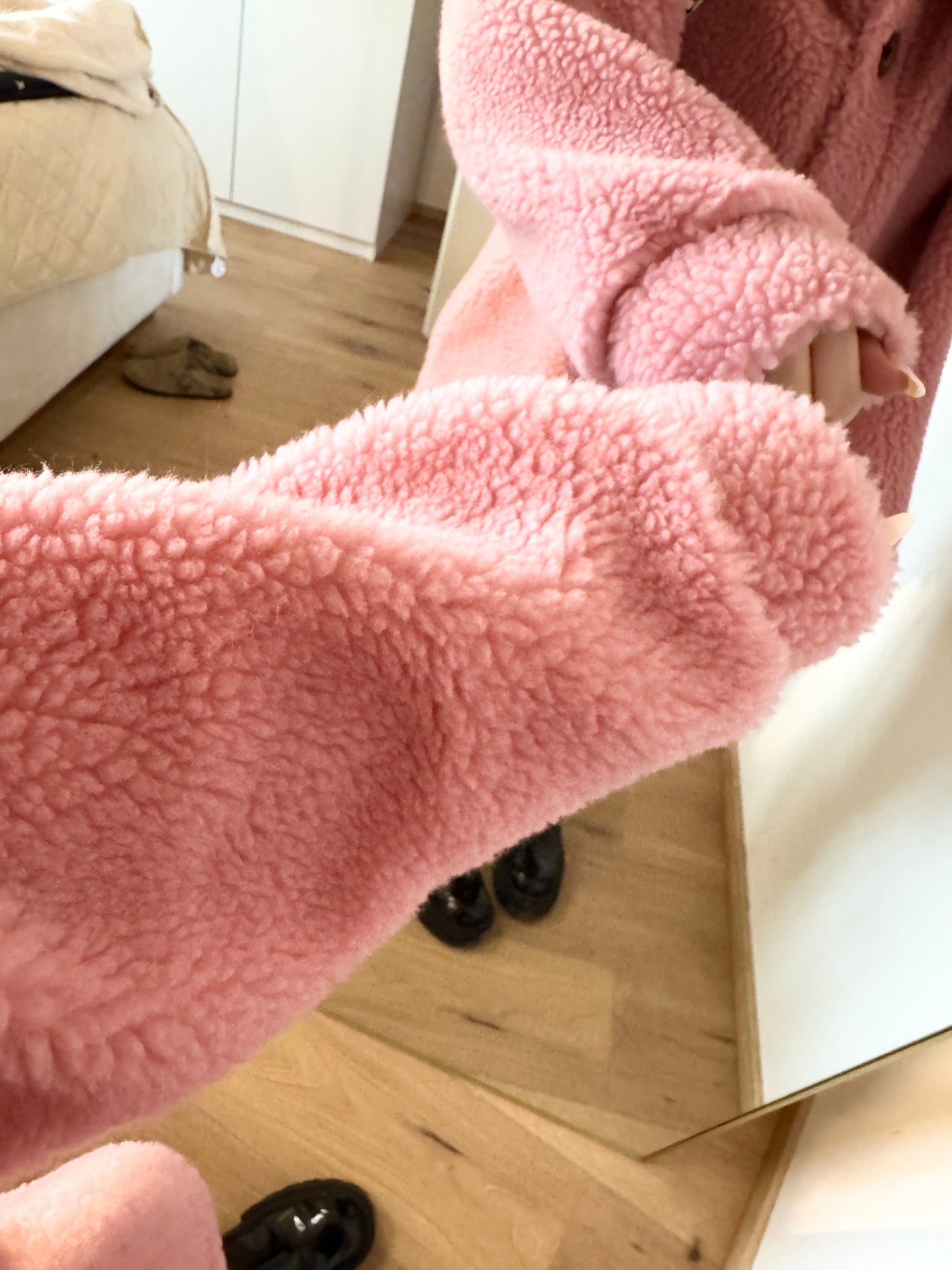 TEDDY JACKE ROSA MIT LEO HERZ ALEA