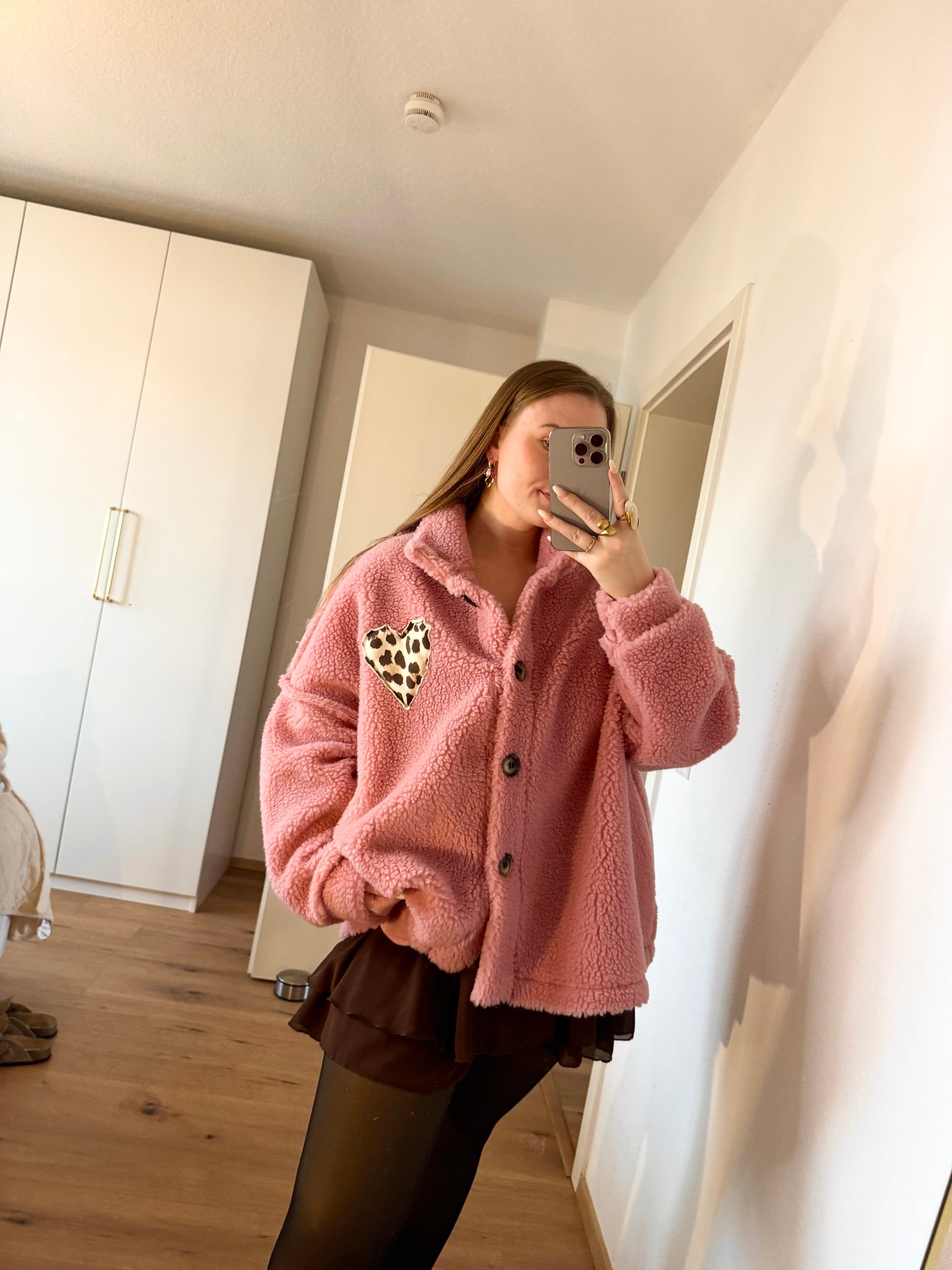 TEDDY JACKE ROSA MIT LEO HERZ ALEA