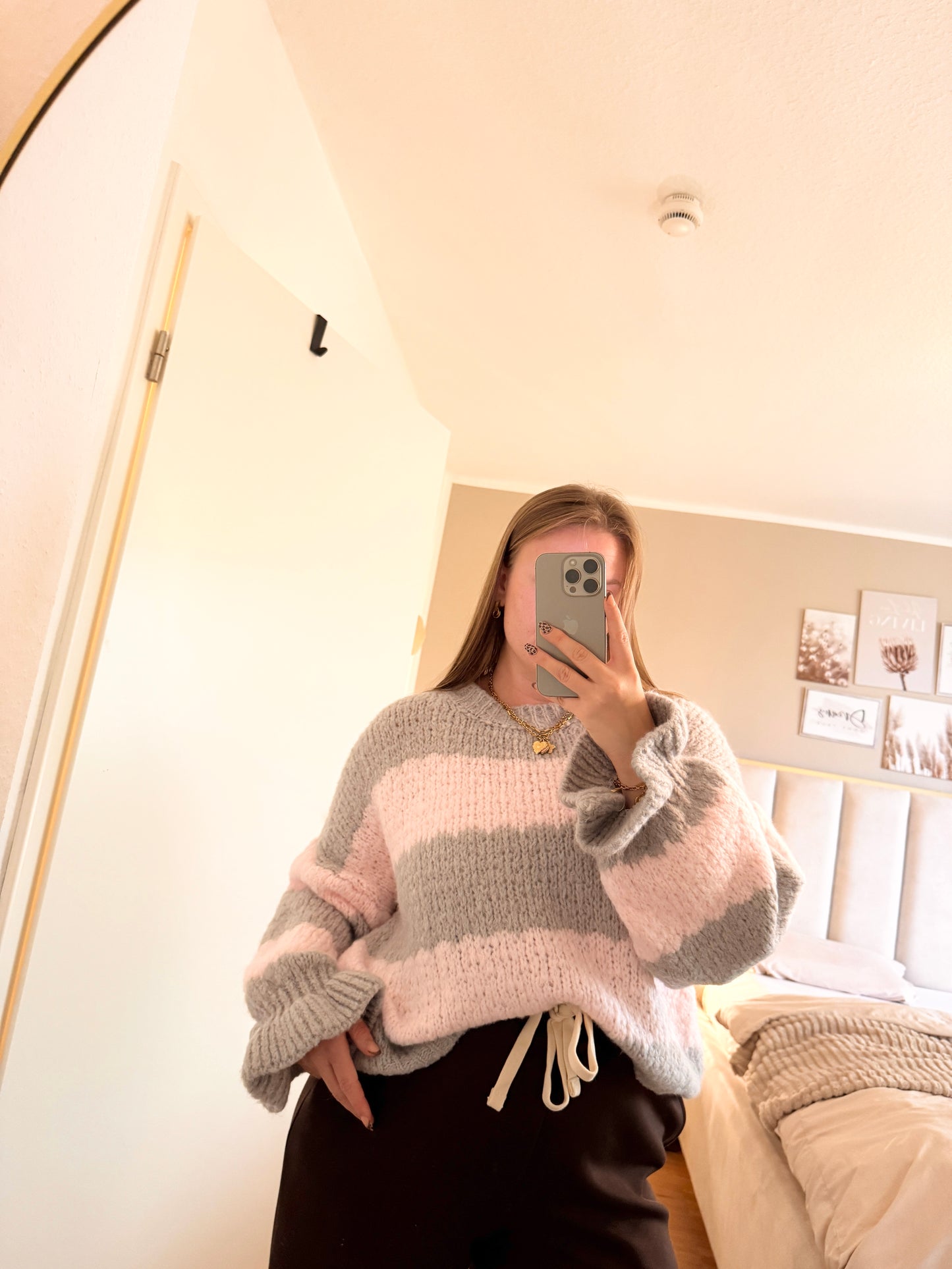 Gestreifter Strickpullover mit Rüschenärmeln – One Size (bis Gr. 44)