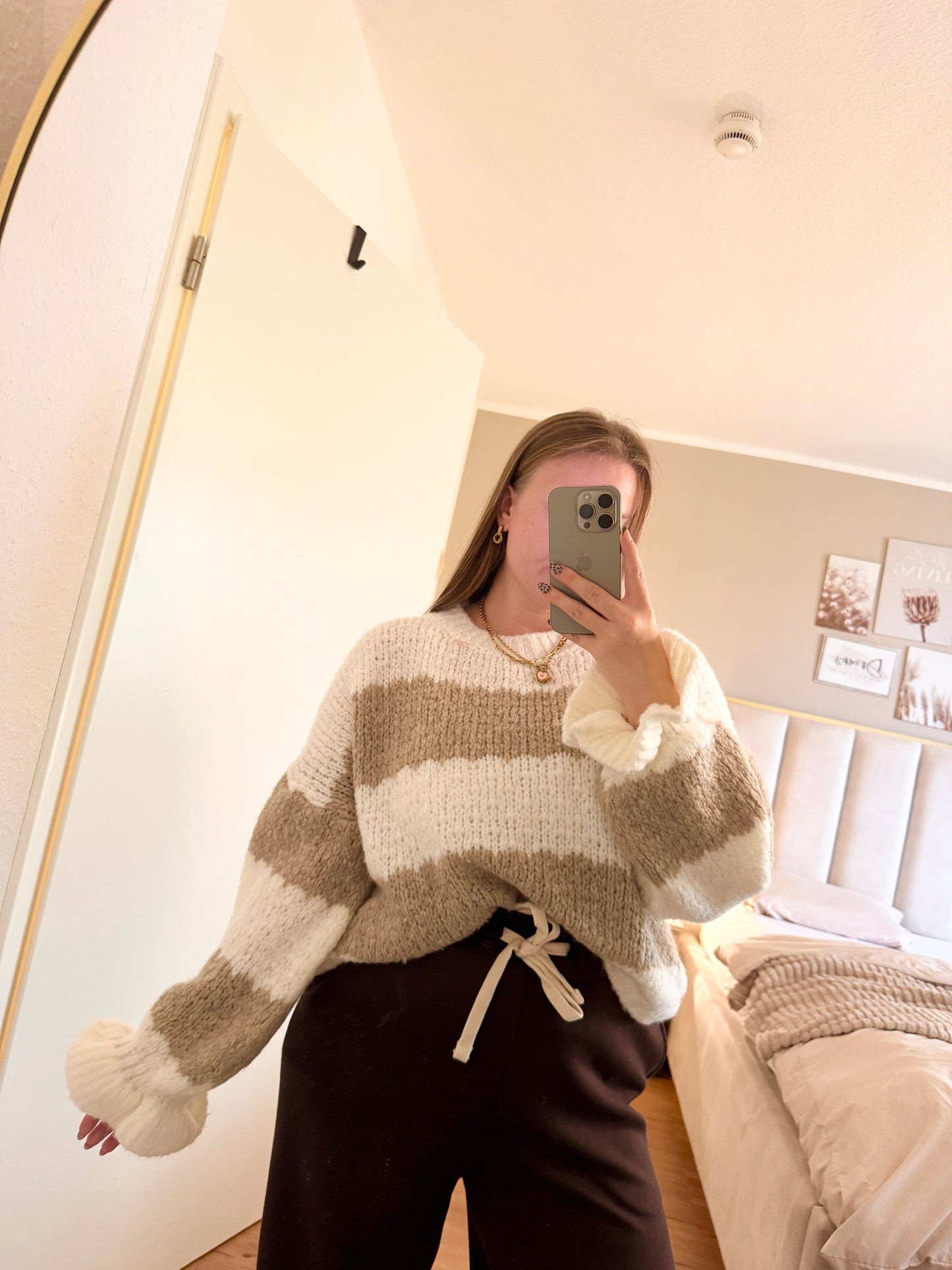Gestreifter Strickpullover mit Rüschenärmeln – One Size (bis Gr. 44)