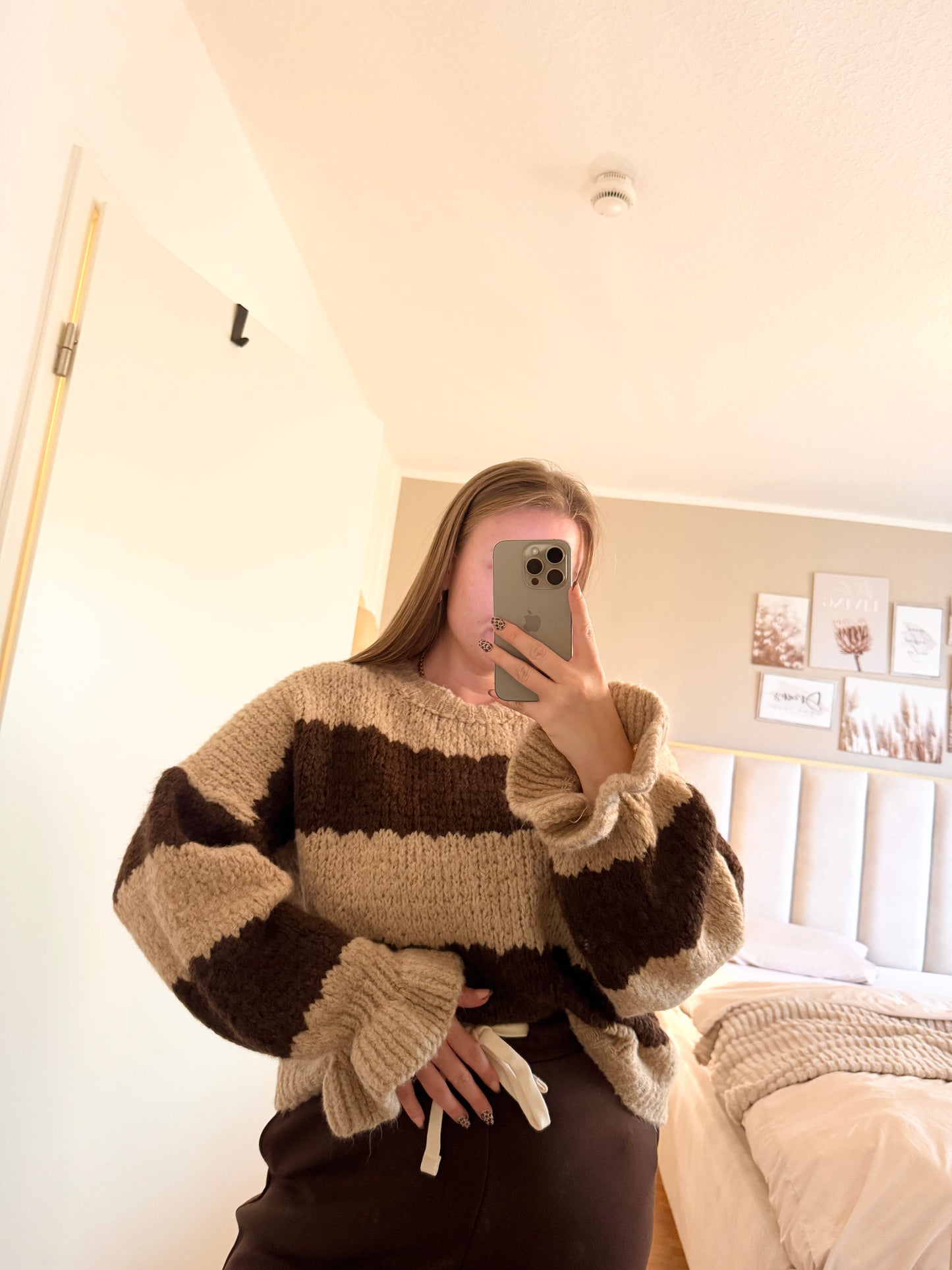 Gestreifter Strickpullover mit Rüschenärmeln – One Size (bis Gr. 44)