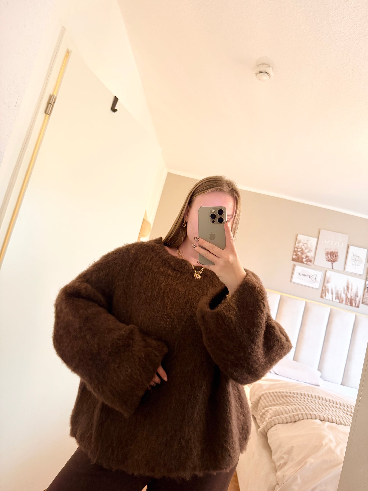 Kuschel-Pullover mit weiten Ärmeln